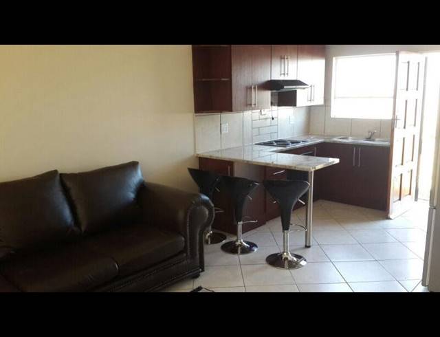 2 BEDROOM TOWNHOUSE FOR SALE IN RIVERSDALE